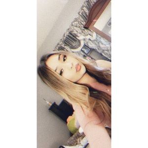 Meet your Posher, Jess